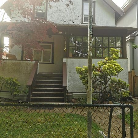 John'S House In Vancouver West Exteriör bild